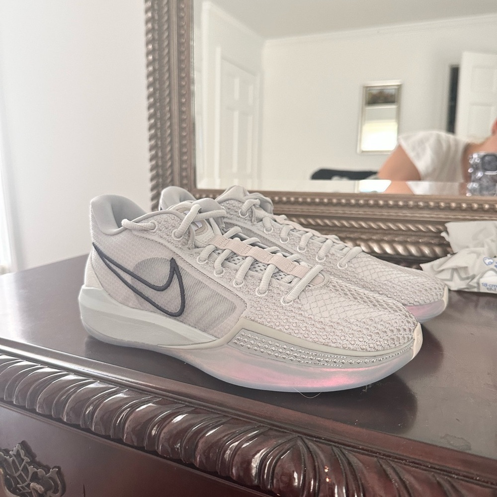 New, Nike